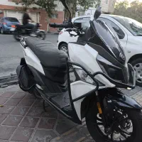 j200