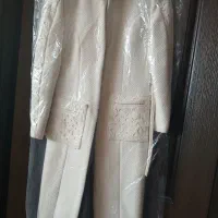 پالتوی زمستانه رنگ روشن