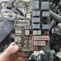 برق و مکانیک اتومبیل ایرانی و چینی و خارجی(سیار)