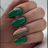 کاشت و ترمیم ناخن یلدایی با تخفیف فومن|خدمات آرایشگری و زیبایی|فومن, |دیوار