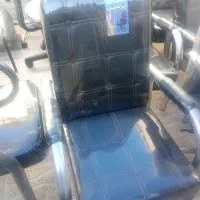 صندلی اداری بازسازی شده