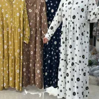 ساحلی با گل های بابونه