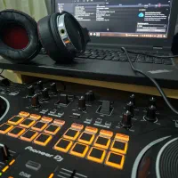 دی جی کنترلر پایونیر Rev1