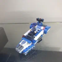 لگو قایق با آدمک