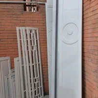 کارگر رنگکار برای قسمت زیرکار