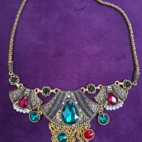 گردنبند خاص سلطنتی