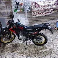 موتور تریل 200