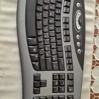 کیبوردوماوس بی‌سیم مایکروسافت مدل3000 باحروف فارسی