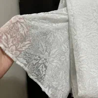 تعدادی لباس تمیز وسالم