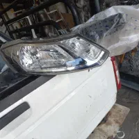 سپر پژو پارس همراه با دوتا چراغ جولو ۴۰۵|قطعات یدکی و لوازم جانبی|همدان, |دیوار