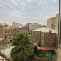 71 متر خ سعدی شمالی زیر قیمت