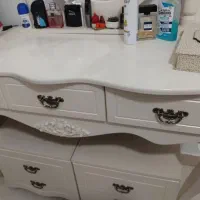 سرویس خواب همراه دو عدد پاتختی،کنسول و آینه|تخت و سرویس خواب|رشت, لاکانی|دیوار