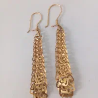 گوشواره50بالای تابلوفقط تافردا ده نیم صبح