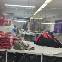 کمک برشکار آقا و کارگر ساده خانم نیازمندیم