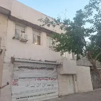 فروش-100متر-پشت-بام-دور-دیوار-بالای-همکف