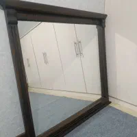 آینه با فریم چوبی