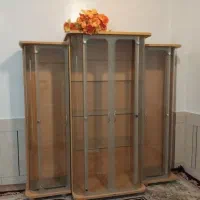 ویترین سه تکیه