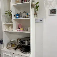 کافی بار ،کتابخونه ،میز تحریر