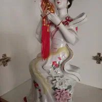 مجسمه ی چینی وظروف چینی