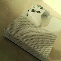 کنسول ایکس باکس وان اس همراه با گیم پس سه ماهه|کنسول، بازی ویدئویی و آنلاین|تهران, تولید دارو|دیوار