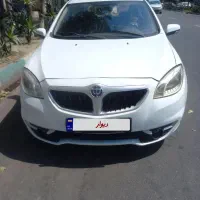 برلیانس H320 اتوماتیک 1500cc، مدل ۱۳۹۶