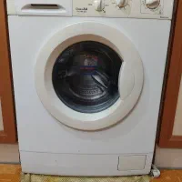 ماشین لباس شویی تمیز سالم