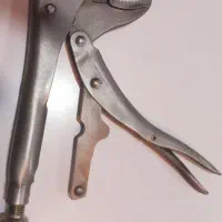 انبر قفلی امریکائی|ابزارآلات|تهران, فلسطین (میدان انقلاب)|دیوار