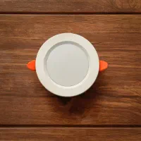 تولید و فروش انواع لاینر، بک لایت، ال ای دی|لامپ و چراغ|یزد, |دیوار