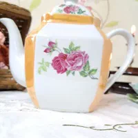 دو مدل قوری کتابی قدیمی آنتیک سایزبزرگ