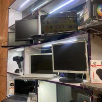 کامپیوتر لپتاپ مانیتور