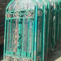 پنجره آهنی شیک سنگین