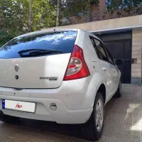 رنو ساندرو اتومات مدل ۹۷ سفید|خودرو سواری و وانت|تهران, آرژانتین|دیوار