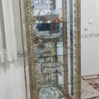 بوفه برنجی و تلفن ایستاده برنجی  بسیار تمیز