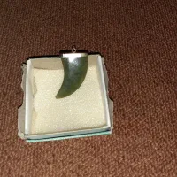 آویز زمرد و انگشترعقیق