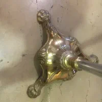 پایه فلزی پرچم ( اصطلاحا پایه پنجه شیری)