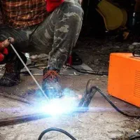 خدمات ساختمانی جوشکاری،لوله کشی،رفع ایرادسیم کشی