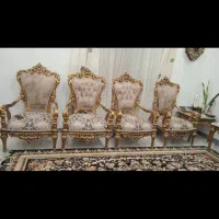 مبل سلتنطی در حد نو ۹ نفره همراه میز جلو مبل|مبلمان خانگی و میز عسلی|آستانه اشرفیه, |دیوار