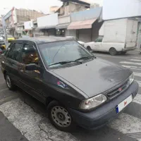 پراید خاکستری