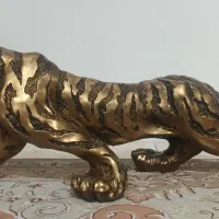 مجسمه|مجسمه، تندیس، ماکت|وحیدیه, |دیوار