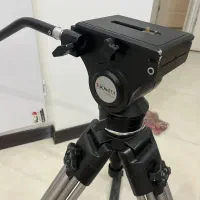سه پایه دوربین همراه با چرخ|دوربین عکاسی و فیلم‌برداری|تهران, توحید|دیوار