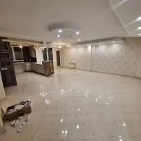 200متر مغازه بر خ احسان