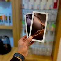 اپل iPhone 16 Pro Max با حافظهٔ ۲۵۶ گیگابایت