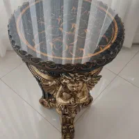 میز کنار سالنی طرح فرشته