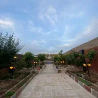 330متر-باغچه-گلزار-پایین-مدارک-تکمیل-شیک-و-نقلی