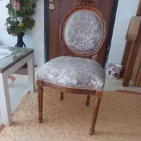 مبل کلاسیک (میزبان)