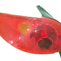 چراغ خطر عقب ۲۰۶