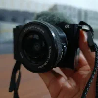 دوربین zv-e10