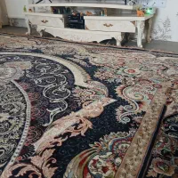 میز تلویزیون کرم شیگ سالم کاملا