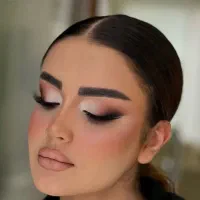 خدمات میکاپ