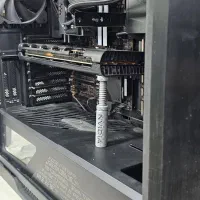 پایه نگهدارنده کارت گرافیک )هلدر کارت گرافیک)|قطعات و لوازم جانبی رایانه|تهران, فلسطین (میدان انقلاب)|دیوار